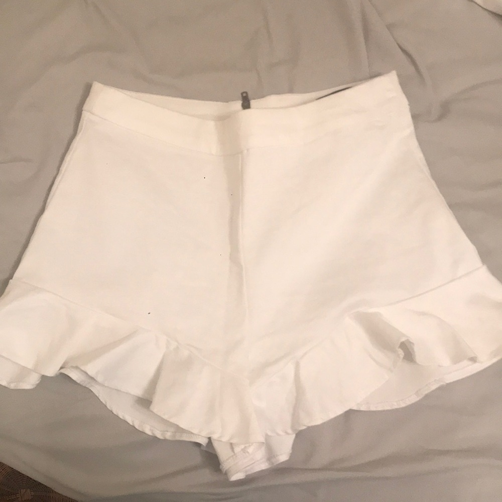 Zara White shorts with frill detail